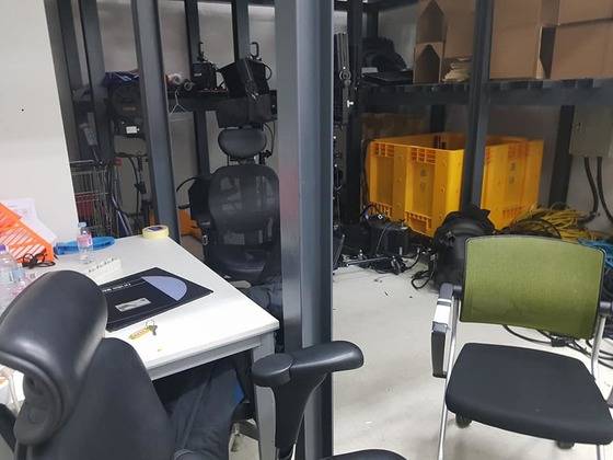 박건식 PD가 페이스북에 올린 MBC 조명창고 사진. [사진 박건식 PD 페이스북]