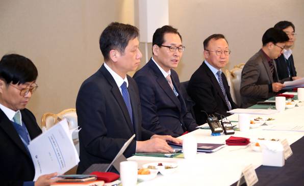 9일 고형권 기획재정부 1차관 주재로 열린 물가관계 차관회의 겸 정책점검회의