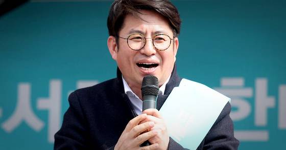 서울 송파을 재선거에 바른미래당에선 박종진 현 송파을 공동지역위원장이 출마할 예정이다. 사진은 지난 9일 오후 경남 하동군 화개장터에서 열린 바른미래당 동서화합한마당에서 인사말을 하고 있는 박 공동위원장. [연합뉴스]