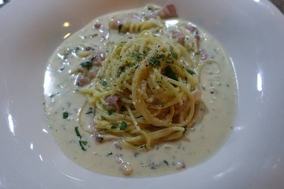 까르보나라 파스타(1만6000원)
