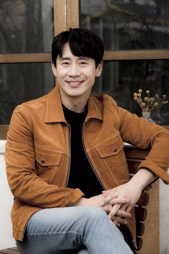 신하균