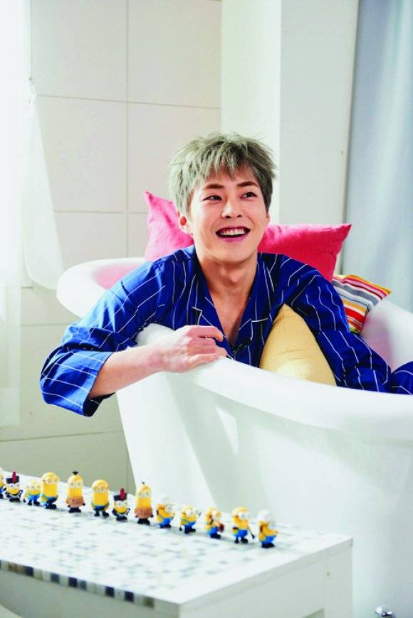 이불 밖은 위험해 에서 활약하는 EXO 시우민. [사진 제공=MBC]