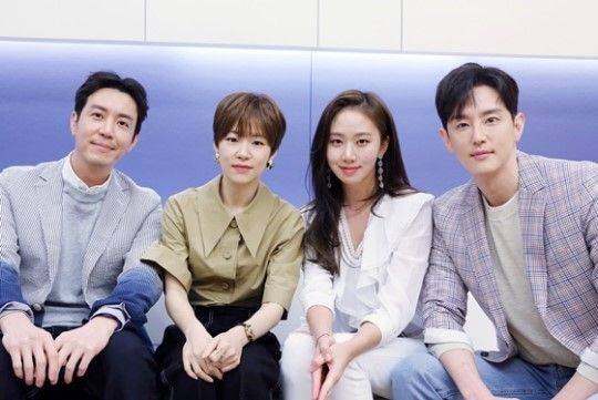 최원영 한예리 고성희 권율/사진=사람엔터테인먼트