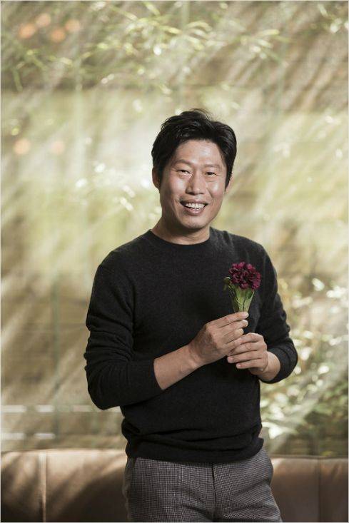 영화 '레슬러'에서 전직 레슬러이자 아들 바보 아버지 귀도 역을 맡은 배우 유해진. (사진=롯데엔터테인먼트 제공)