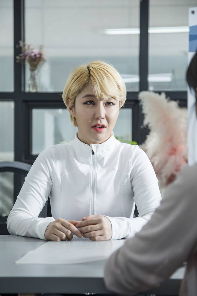 인터뷰를 하고 있는 김주원씨. 사진 윤동길 (스튜디오 어댑터 실장)