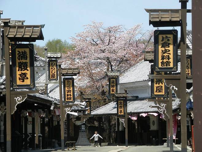 에도 시대의 거리 풍경과 문화를 통째로 재현한 지다이무라. 일본 특유의 고즈넉한 정취를 만끽할 수 있다. (사진=웹투어 제공)