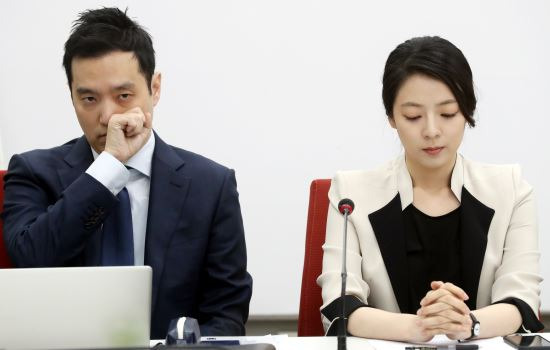 뉴시스