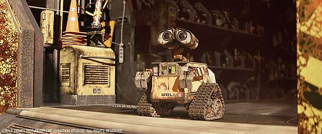 월-E의 한 장면. 쓰레기 청소에 최적화 된 신체구조를 갖고 있다.