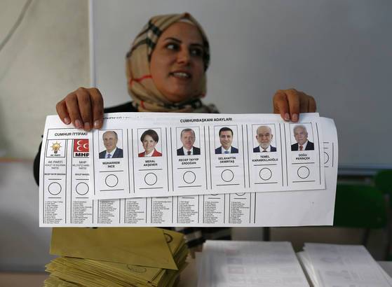 터키 대선과 총선이 24일 동시에 실시됐다. [AP=연합뉴스]