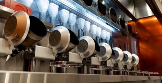 음식 조리부터 서빙, 설거지까지 로봇이 도맡아 하는 로봇 식당 '스파이스'가 미국 보스턴에 문을 열었다. /사진=스파이스