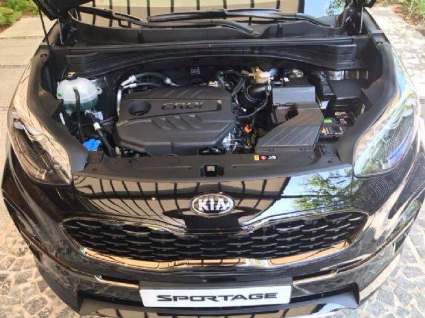 스마트스트림 D 1.6 엔진이 들어간 스포티지 더 볼드 엔진룸 (사진=지디넷코리아)