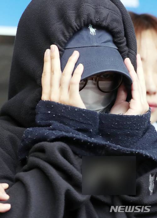 【서울=뉴시스】 동료 모델의 나체를 촬영해 인터넷에 유출한 혐의로 구속 기소된 안모(25)씨.