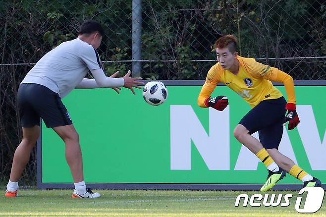2018 자카르타-팔렘방 아시안게임 남자 축구 대표팀 조현우가 1일 오후 경기 파주시 축구국가대표팀 트레이닝센터(NFC)에서 훈련을 하고 있다. 2018.8.1/뉴스1 © News1 민경석 기자