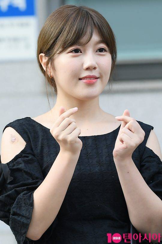 AKB48 미야자키 미호가&nbsp;5일 오전 인천 삼산월드체육관에서 열린 ‘프로듀스48 콘셉트 평가’ 출근길에&nbsp;참석했다.