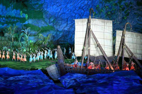 18일 인도네시아 자카르타 겔로라 붕 카르노 경기장에서 2018 자카르타-팔렘방 아시안게임 개막식이 열리고 있다.