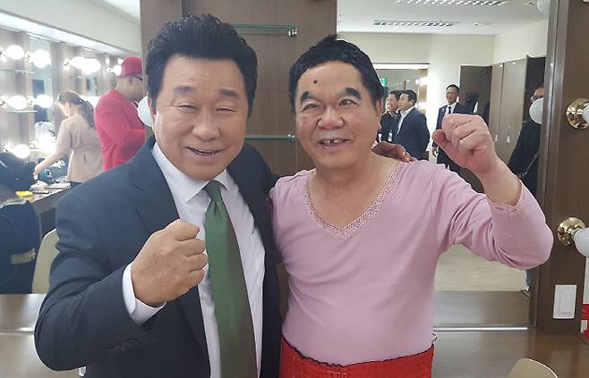 ‘부코페’서 만난 개그맨 임하룡과 심형래.