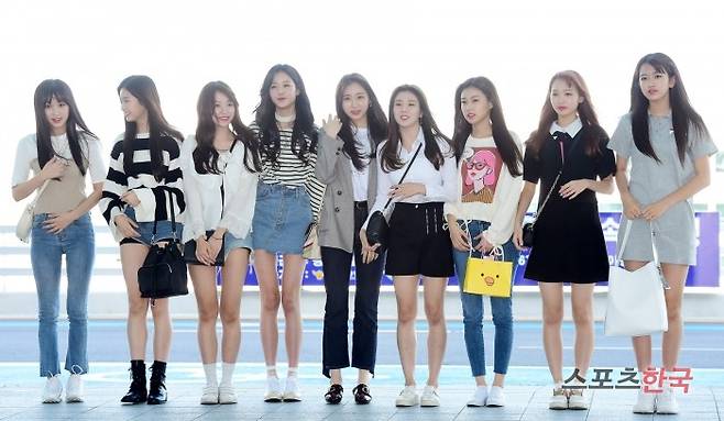 아이즈원 출국. 사진=김봉진 기자 view@hankooki.com