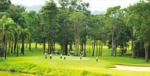 워터포드밸리 골프장 파3 홀.