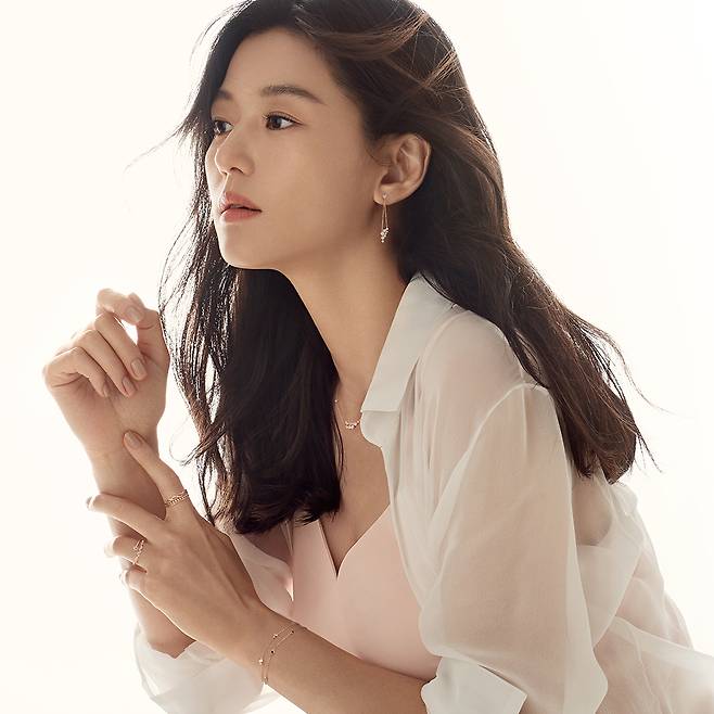 전지현
