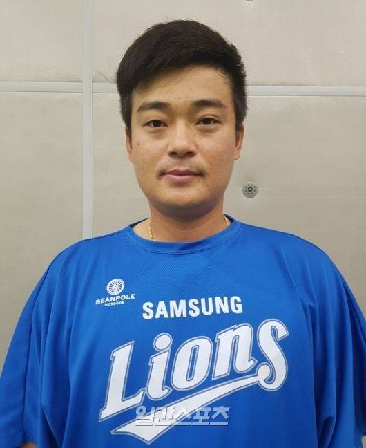 신인 드래프트 10라운드 지명을 받고 삼성에 입단한 뒤 올 시즌 1군에 데뷔한 백승민. 고교시절 무릎 수술과 드래프트 미지명이라는 굴곡진 야구인생을 딛고 두각을 나타내기 시작했다. 대구=배중현 기자