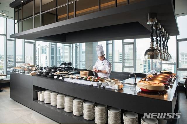 노보텔 앰배서더 동대문 '푸드 익스체인지'