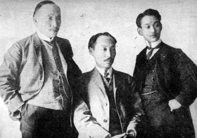 1907년 고종의 명령으로 네덜란드 헤이그에 파견된 특사 3인. 이준(왼쪽부터)과 이상설, 이위종 열사. 한국일보 자료사진