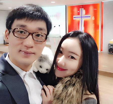 왼쪽부터 왕진진, 낸시랭