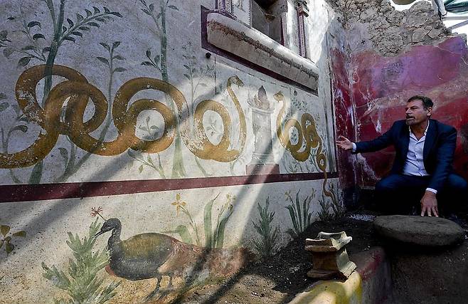 폼페이에서 발견된 2000년 전 고대 신전