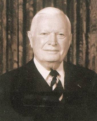 미국 정부에 전력선의 한국 파견을 건의하고 이승만 대통령에세 원자 발전의 이점을 소개한 전력계 거물 워커 리 시슬러 박사.[중앙포토]