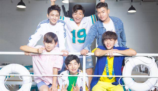 올해 평균 나이 16.7세가 된 여섯 청소년으로 이뤄진 록밴드 더이스트라이트. 미디어라인엔터테인먼트 제공