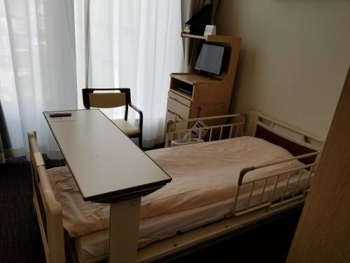 고베아이센터의 안과 질환 환자 병실