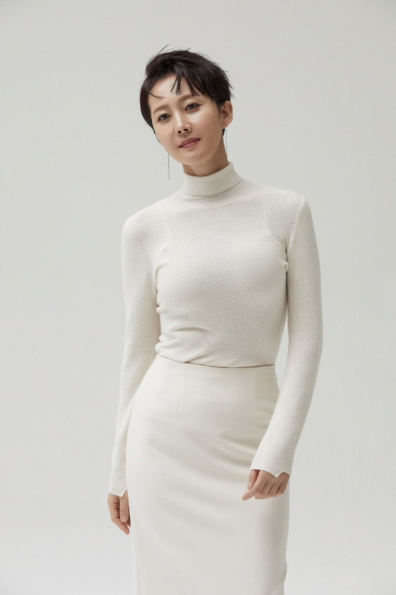 '완벽한 타인' 주인공 염정아/사진제공=롯데 엔터테인먼트