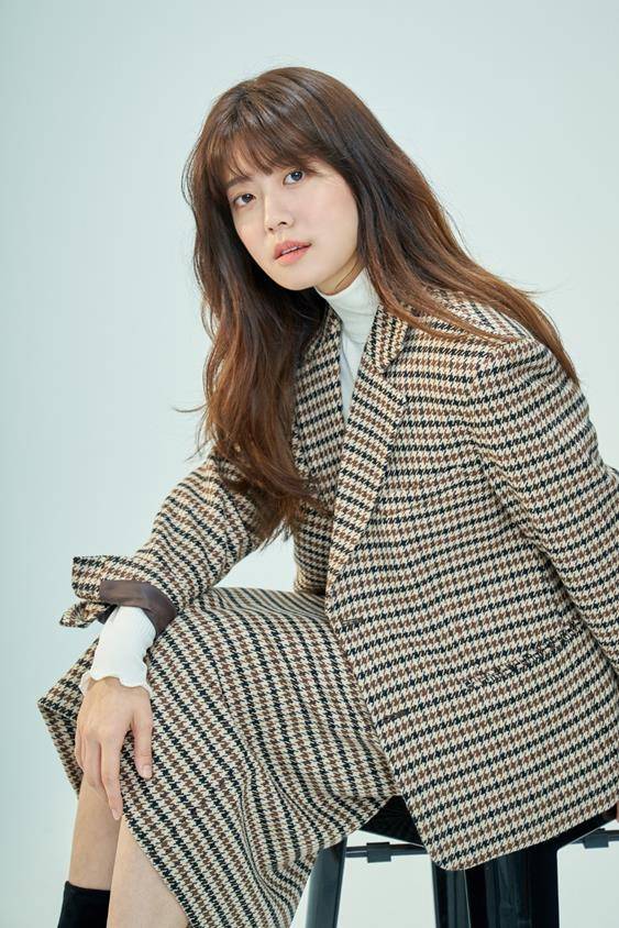 배우 남지현이 상대 역이었던 도경수에 대해 언급했다. 매니지먼트 숲 제공