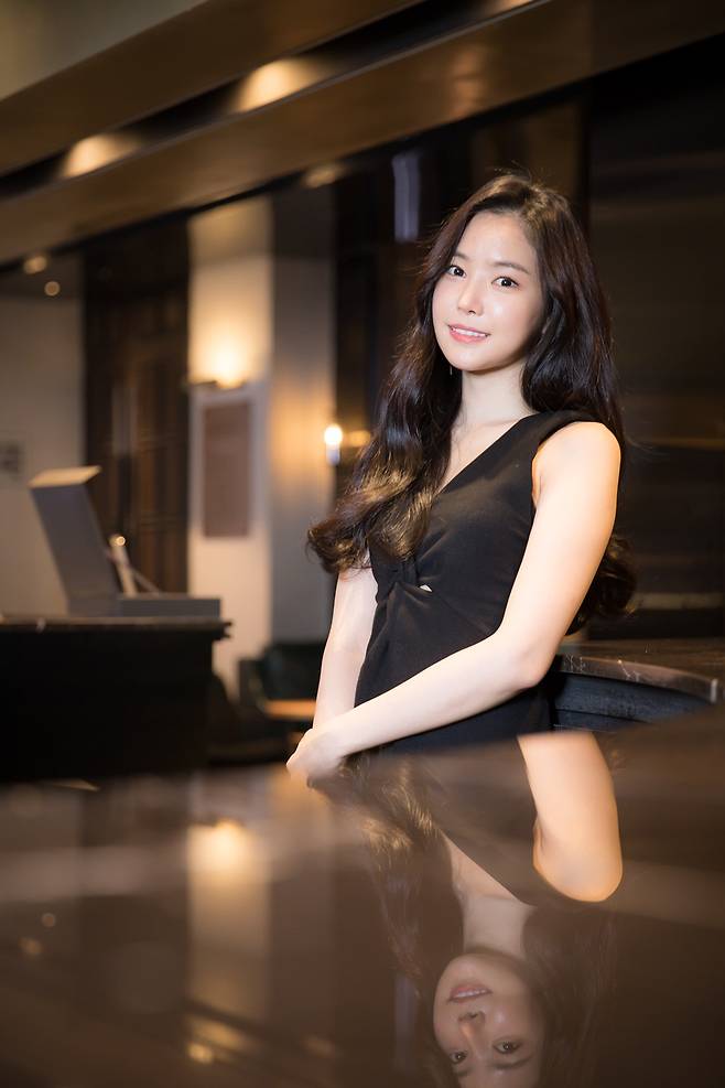 ▲ 영화 '여곡성'에 출연한 손나은. 제공|스마일 이엔티