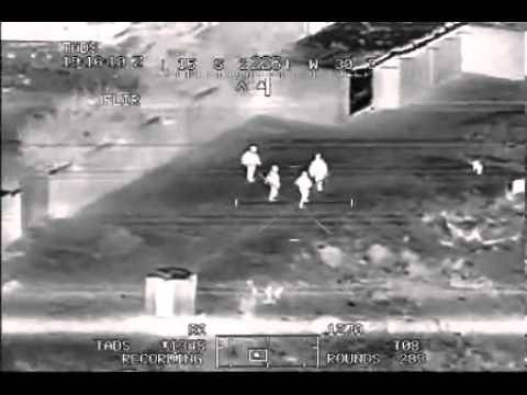 한밤중 미 육군의 아파치 헬기가 야시장비로 이라크 무장세력을 발견했다. 신체에서 나오는 열로 포착했다. 이런 장비 앞에서 안면위장은 별 소용이 없다. [유튜브 캡처]