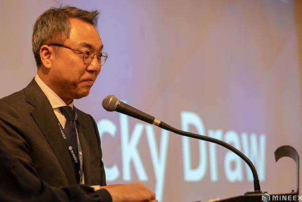 고재용 마이닉스 대표가 인사말을 하고 있다.