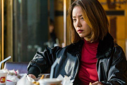 영화 ‘미쓰백’의 한지민./사진제공=리틀빅픽처스, 영화사배