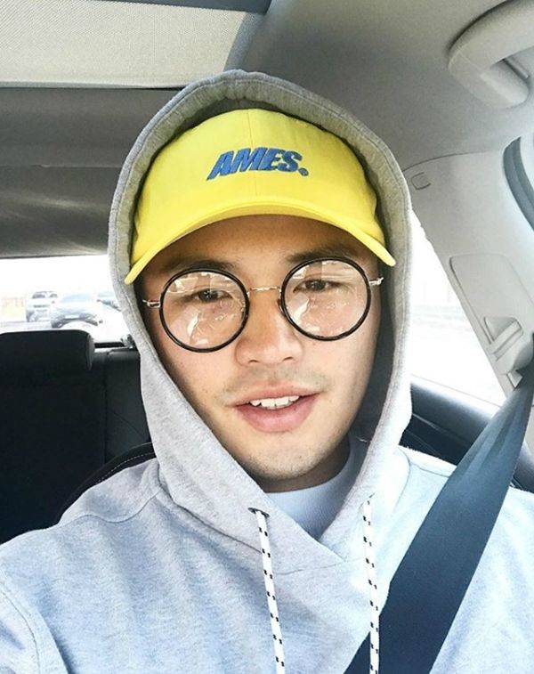 마이크로닷이 21일 오전 부모 사기 의혹에 관해 공식입장을 내고 사과했다. (사진=마이크로닷 인스타그램)