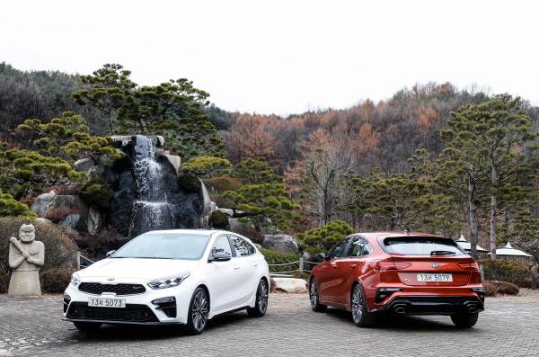 K3 GT는 1.6ℓ 터보 가솔린 엔진과 7단 DCT의 조화로 최고출력 204마력(PS)과 최대토크 27.0kgf·m를 발휘한다 [사진제공=기아자동차]