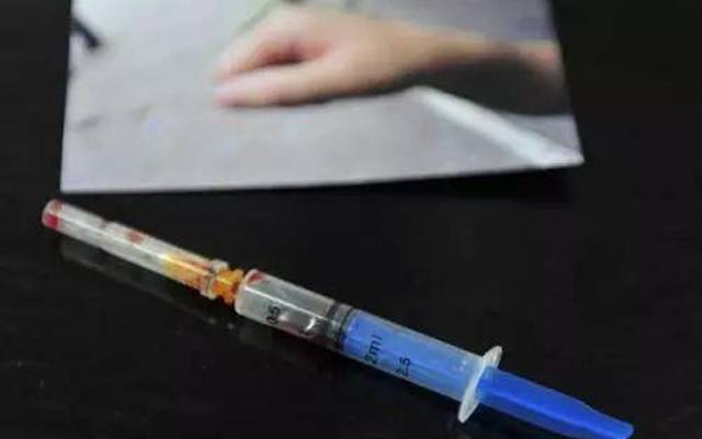 매년 12월 1일은 세계 에이즈의 날이다.