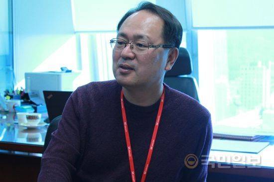 본보는 서울 을지로에 위치한 SK T타워에서 오경식 SK텔레콤 T1 프로게임단장을 만났다. 오 단장은 “2019년은 SKT T1의 해갈 될 것이라 확신한다”며 차기 시즌 활약을 자신했다.