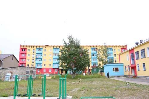 에벤족 문화 여름학교가 열리고 있는 가들랴 마을의 작은 학교.