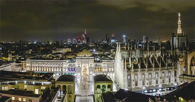 이탈리아 밀라노 전경. 밀라노는 이탈리아 최대 산업 도시이면서 명품 디자이너들의 본거지이지만 성악을 전공한 음악인들에게는 세계 최대 오페라의 도시다.