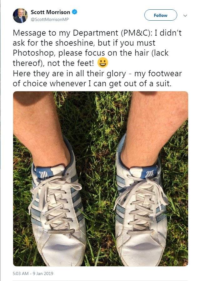 스콧 모리슨 총리가 자신의 트위터에 올린 운동화 사진. [로이터=연합뉴스]