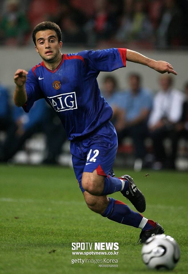 ▲ "지성이 형, 잘 지내시나요?" 오랜만에 맨유 훈련장을 누비는 쥐세페 로시