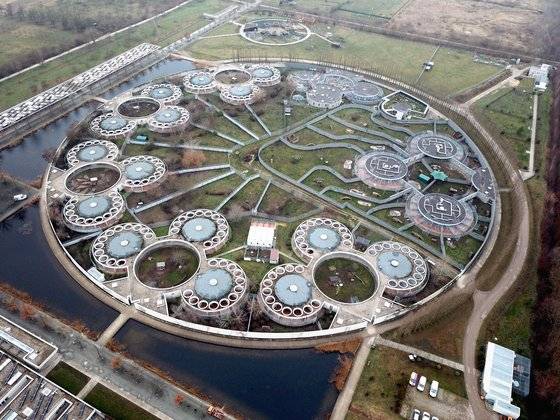 독일 베를린에 위치한 유기동물 보호소 '티어하임 베를린'의 모습. 이 시설은 2001년 완공된 것으로 유럽 최대 규모인 축구장 22개 크기다. 현재 직원 140여명이 동물 1000여마리를 보호하고 있다. [EPA=연합뉴스]