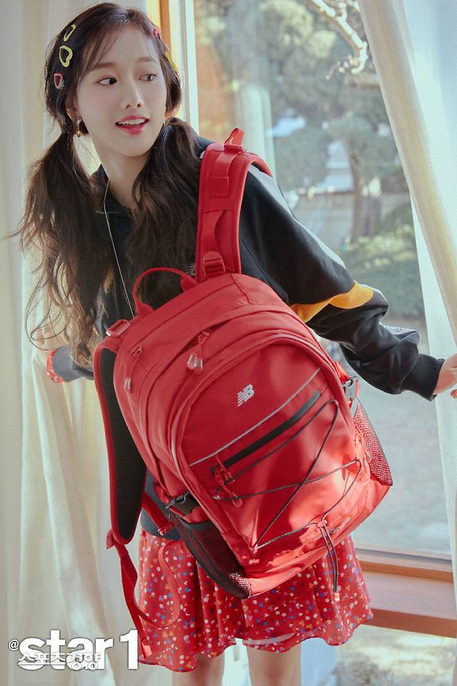 걸그룹 에이프릴의 멤버 나은 스포츠 브랜드 화보. 사진 앳스타일