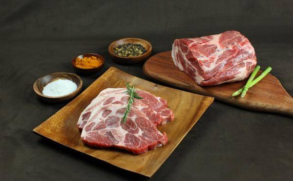 돼지에게 유산균을 꾸준히 먹이면 고기가 맛있어지고 돼지도 행복해진다고 합니다. /출처=두지포크