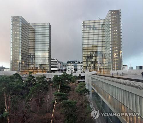 도미니크 페로가 설계한 파리 프랑스국립도서관 [파리=연합뉴스]