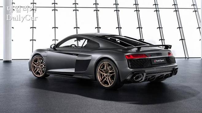 아우디, ′R8 디세니움′ 한정 에디션 (출처 아우디)